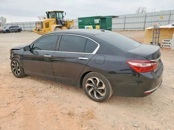 1HGCR2F85HA054607 2017 HONDA ACCORD - Image 2