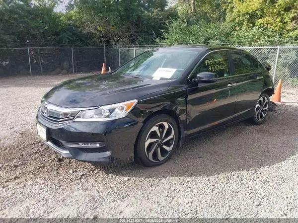 1HGCR2F85HA099854 2017 HONDA ACCORD - Image 2