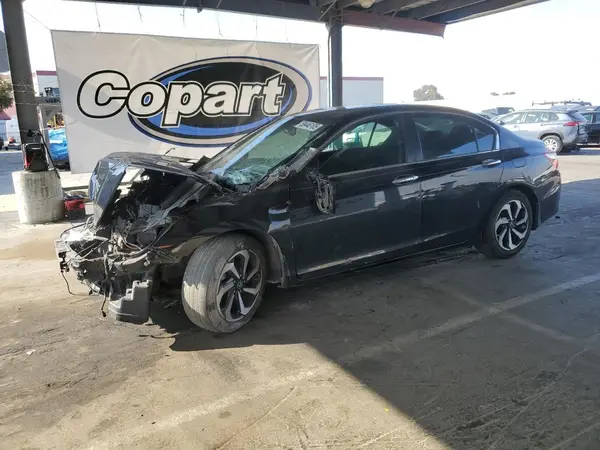 1HGCR2F85HA117365 2017 HONDA ACCORD - Image 1