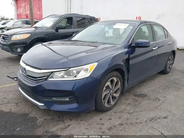 1HGCR2F85HA124672 2017 HONDA ACCORD - Image 2