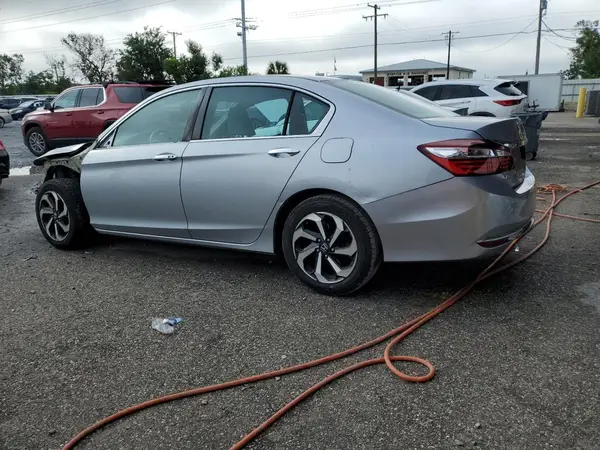 1HGCR2F85HA126101 2017 HONDA ACCORD - Image 2