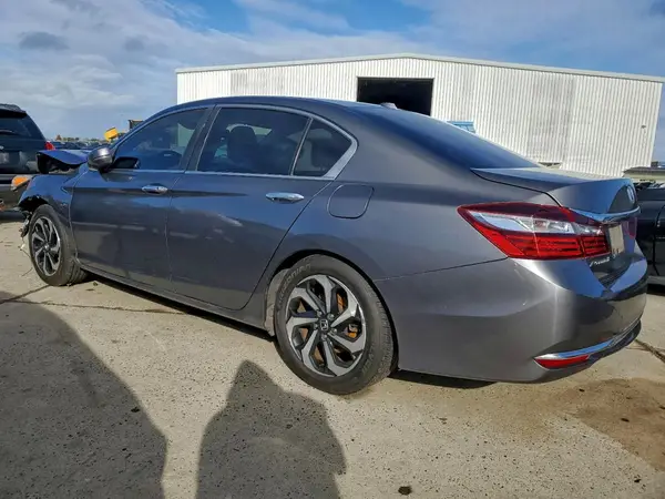 1HGCR2F85HA132240 2017 HONDA ACCORD - Image 2