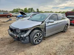 1HGCR2F85HA137518 2017 HONDA ACCORD