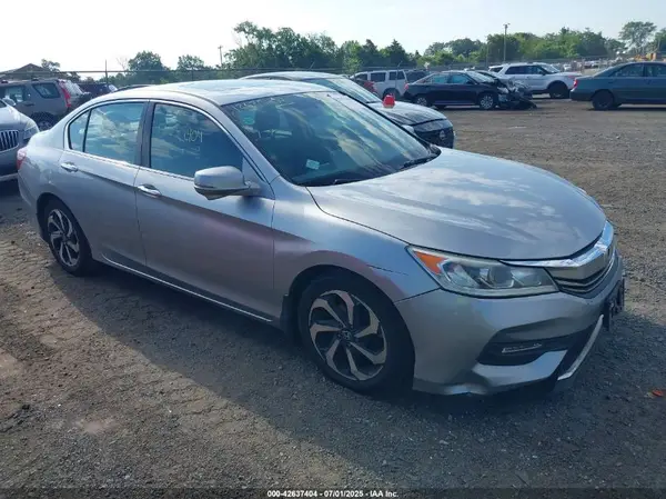 1HGCR2F85HA154609 2017 HONDA ACCORD - Image 1