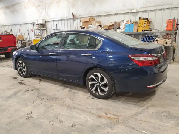 1HGCR2F85HA155145 2017 HONDA ACCORD - Image 2