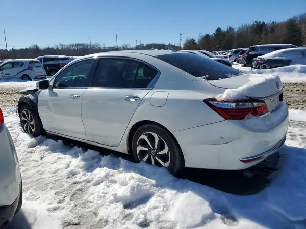 1HGCR2F85HA164024 2017 HONDA ACCORD - Image 2