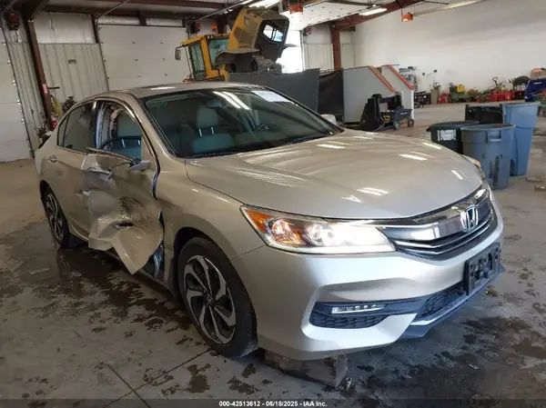 1HGCR2F85HA179946 2017 HONDA ACCORD - Image 1