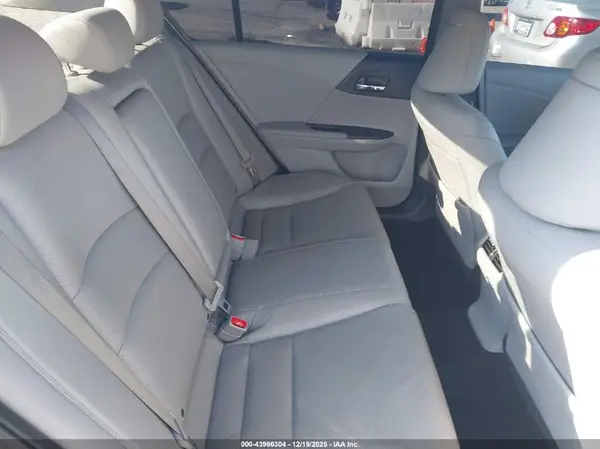 1HGCR2F85HA195385 2017 HONDA ACCORD - Image 8