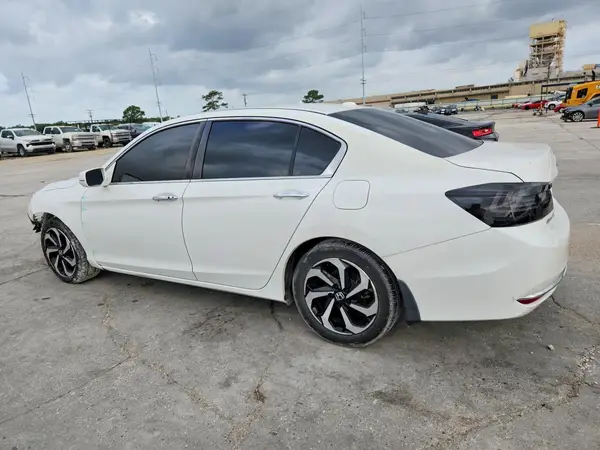 1HGCR2F85HA201511 2017 HONDA ACCORD - Image 2