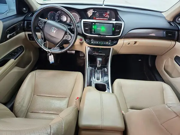 1HGCR2F85HA201511 2017 HONDA ACCORD - Image 8