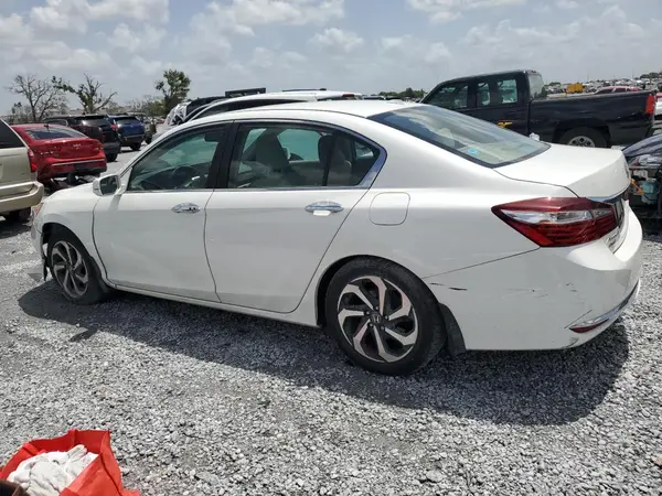 1HGCR2F85HA202402 2017 HONDA ACCORD - Image 2