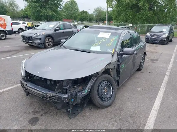 1HGCR2F85HA210614 2017 HONDA ACCORD - Image 2