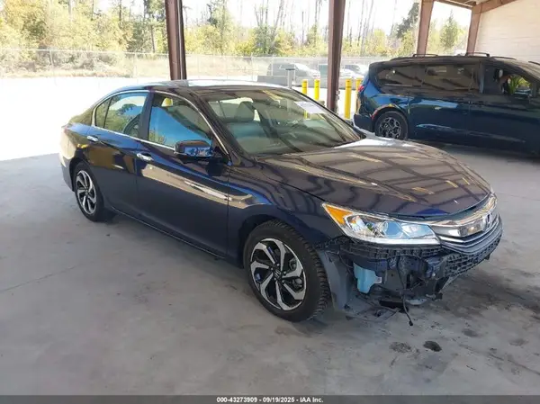 1HGCR2F85HA264138 2017 HONDA ACCORD - Image 1