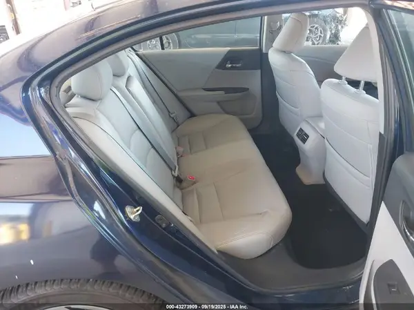 1HGCR2F85HA264138 2017 HONDA ACCORD - Image 8