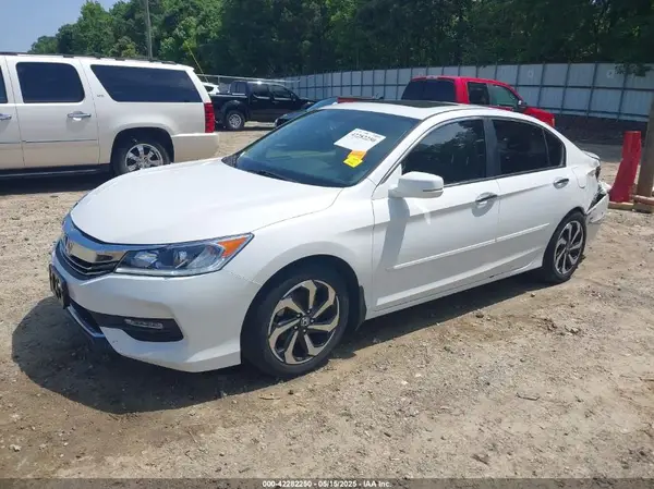 1HGCR2F85HA299049 2017 HONDA ACCORD - Image 2
