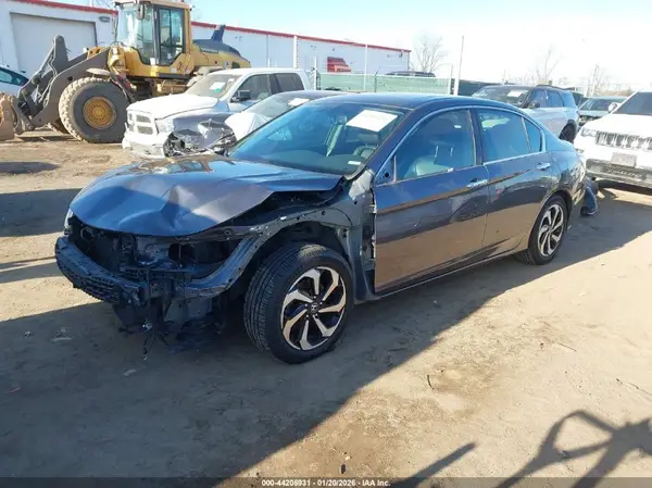 1HGCR2F86GA000912 2016 HONDA ACCORD - Image 2