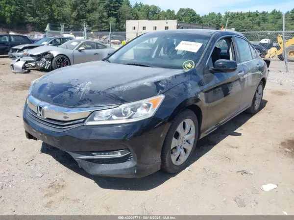 1HGCR2F86GA016754 2016 HONDA ACCORD - Image 2