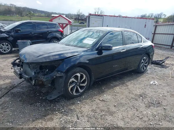 1HGCR2F86GA025602 2016 HONDA ACCORD - Image 2