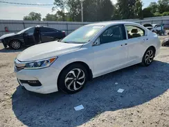 1HGCR2F86GA133833 2016 HONDA ACCORD