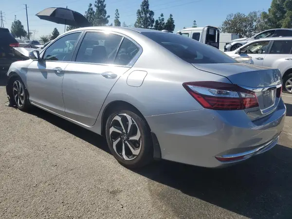 1HGCR2F86GA133881 2016 HONDA ACCORD - Image 2