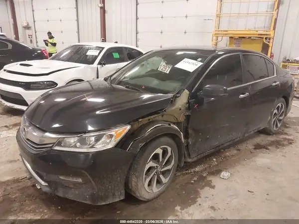1HGCR2F86GA212130 2016 HONDA ACCORD - Image 2