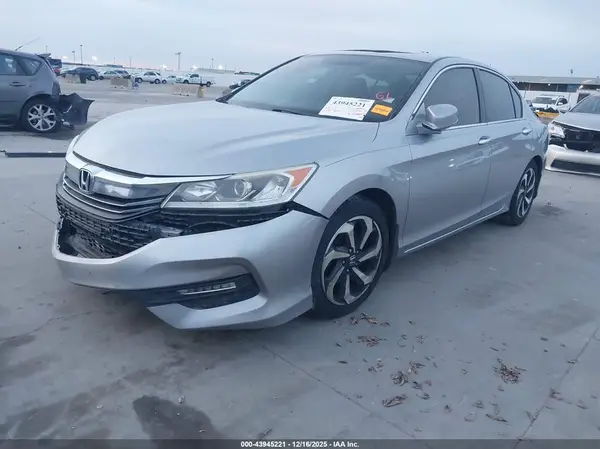 1HGCR2F86HA020417 2017 HONDA ACCORD - Image 2