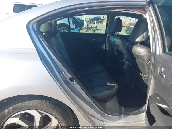 1HGCR2F86HA020417 2017 HONDA ACCORD - Image 8