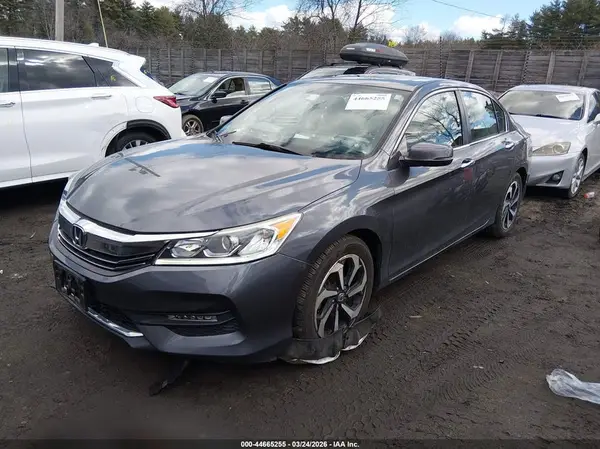 1HGCR2F86HA023642 2017 HONDA ACCORD - Image 2