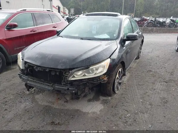 1HGCR2F86HA040022 2017 HONDA ACCORD - Image 2