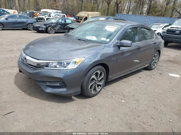 1HGCR2F86HA043924 2017 HONDA ACCORD - Image 2