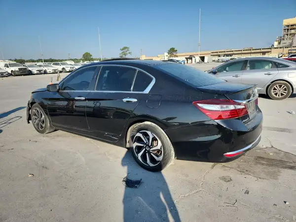 1HGCR2F86HA073120 2017 HONDA ACCORD - Image 2