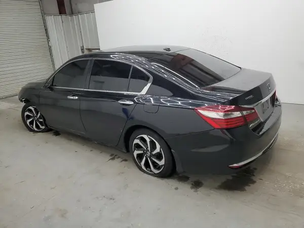 1HGCR2F86HA116483 2017 HONDA ACCORD - Image 2