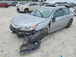 1HGCR2F86HA126074 2017 HONDA ACCORD