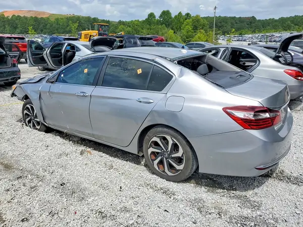 1HGCR2F86HA130433 2017 HONDA ACCORD - Image 2