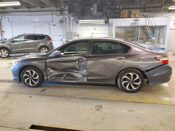 1HGCR2F86HA191586 2017 HONDA ACCORD - Image 2