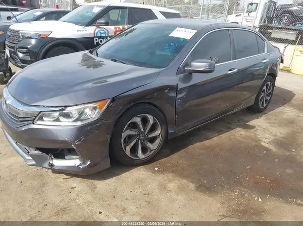 1HGCR2F86HA222206 2017 HONDA ACCORD - Image 2
