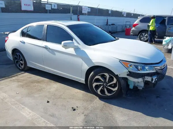 1HGCR2F87GA005245 2016 HONDA ACCORD - Image 1