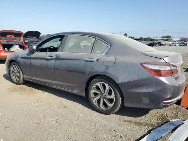 1HGCR2F87GA013846 2016 HONDA ACCORD - Image 2