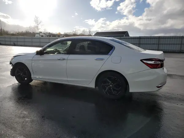 1HGCR2F87GA095285 2016 HONDA ACCORD - Image 2