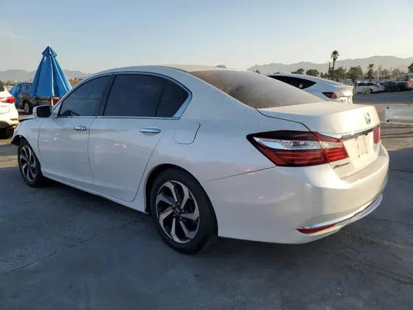 1HGCR2F87GA110982 2016 HONDA ACCORD - Image 2