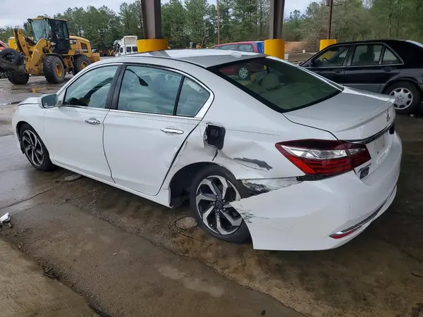 1HGCR2F87HA013752 2017 HONDA ACCORD - Image 2