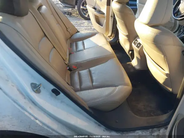 1HGCR2F87HA064216 2017 HONDA ACCORD - Image 8
