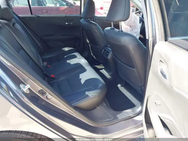 1HGCR2F87HA075913 2017 HONDA ACCORD - Image 8