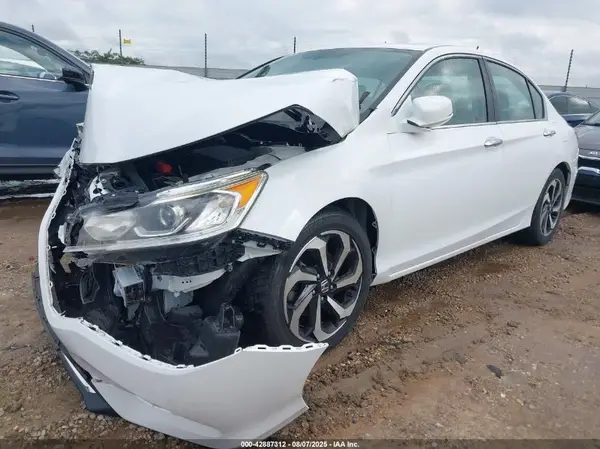 1HGCR2F87HA104696 2017 HONDA ACCORD - Image 2