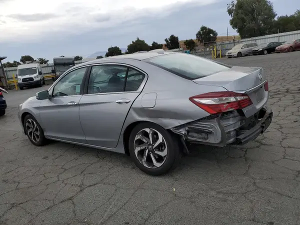 1HGCR2F87HA160895 2017 HONDA ACCORD - Image 2
