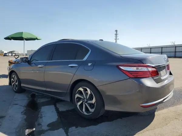 1HGCR2F87HA245476 2017 HONDA ACCORD - Image 2