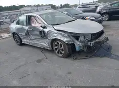 1HGCR2F87HA300010 2017 HONDA ACCORD
