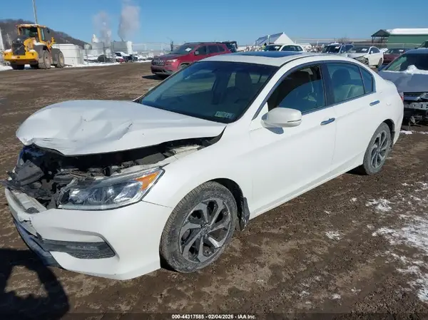 1HGCR2F88GA001737 2016 HONDA ACCORD - Image 2