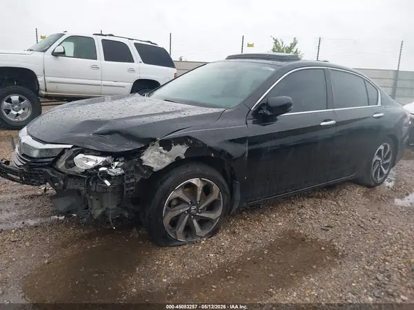 1HGCR2F88GA071819 2016 HONDA ACCORD - Image 2