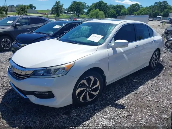 1HGCR2F88GA101269 2016 HONDA ACCORD - Image 2